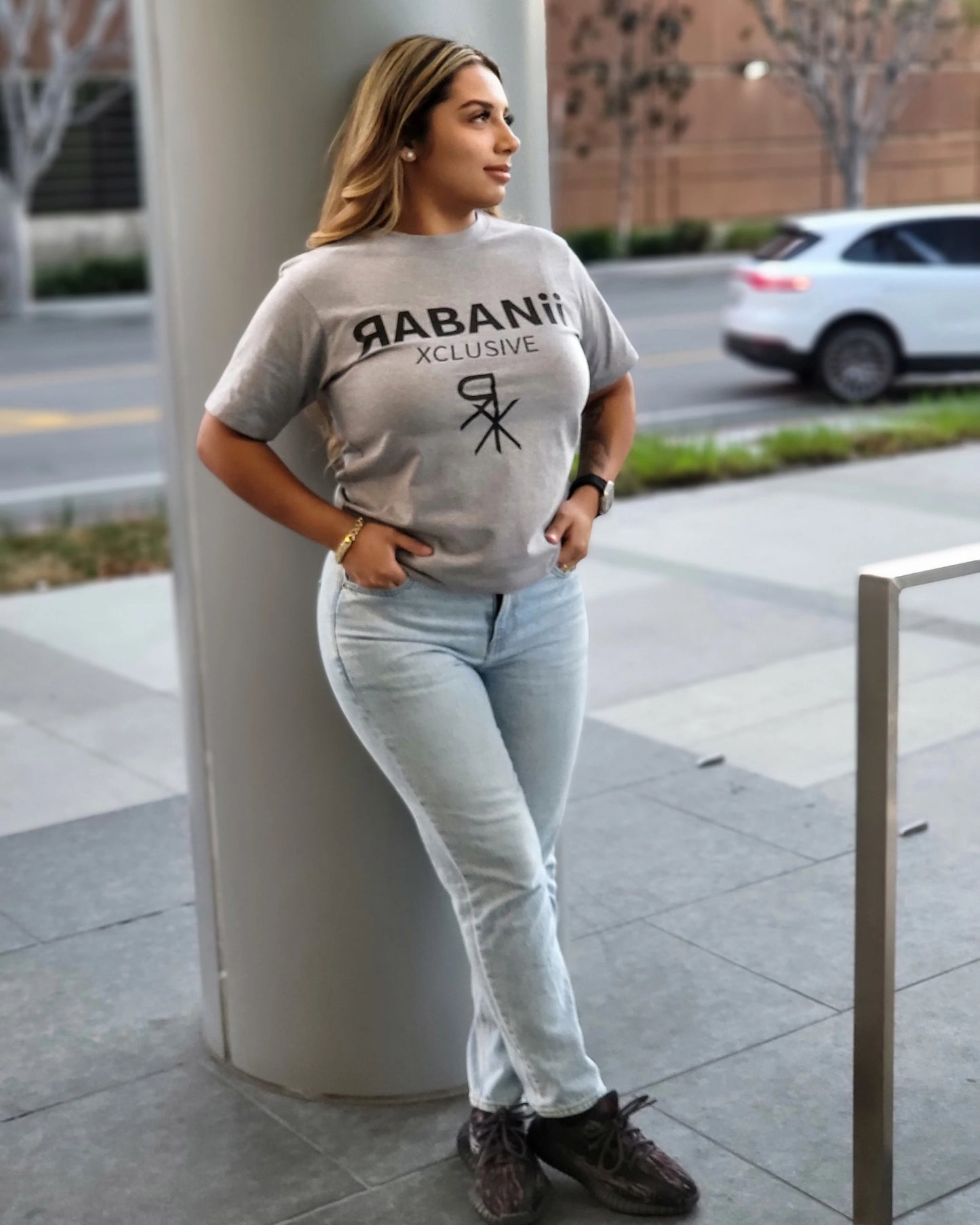 𝗥𝗔𝗕𝗔𝗡𝗶𝗶 𝗢𝗚 𝗚𝗥𝗘𝗬 𝗨𝗡𝗜𝗦𝗘𝗫 𝗦𝗛𝗢𝗥𝗧 𝗦𝗟𝗘𝗘𝗩𝗘 𝗧-𝗦𝗛𝗜𝗥𝗧
